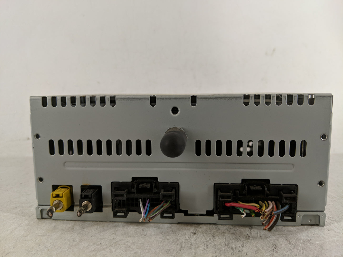 2016-2017 Ford Explorer Radio AM FM Cd Player Receiver Replacement P/N:HB5T-19C107-BB Fits Fits 2016 2017 OEM Used Auto Part