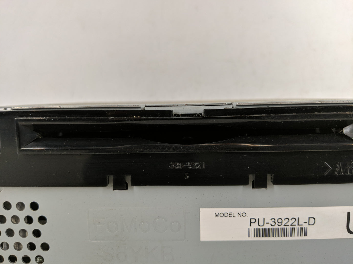 2017 Ford Explorer Radio AM FM Cd Player Receiver Replacement P/N:HB5T-19C107-BB Fits OEM Used Auto Parts - Oemusedautoparts