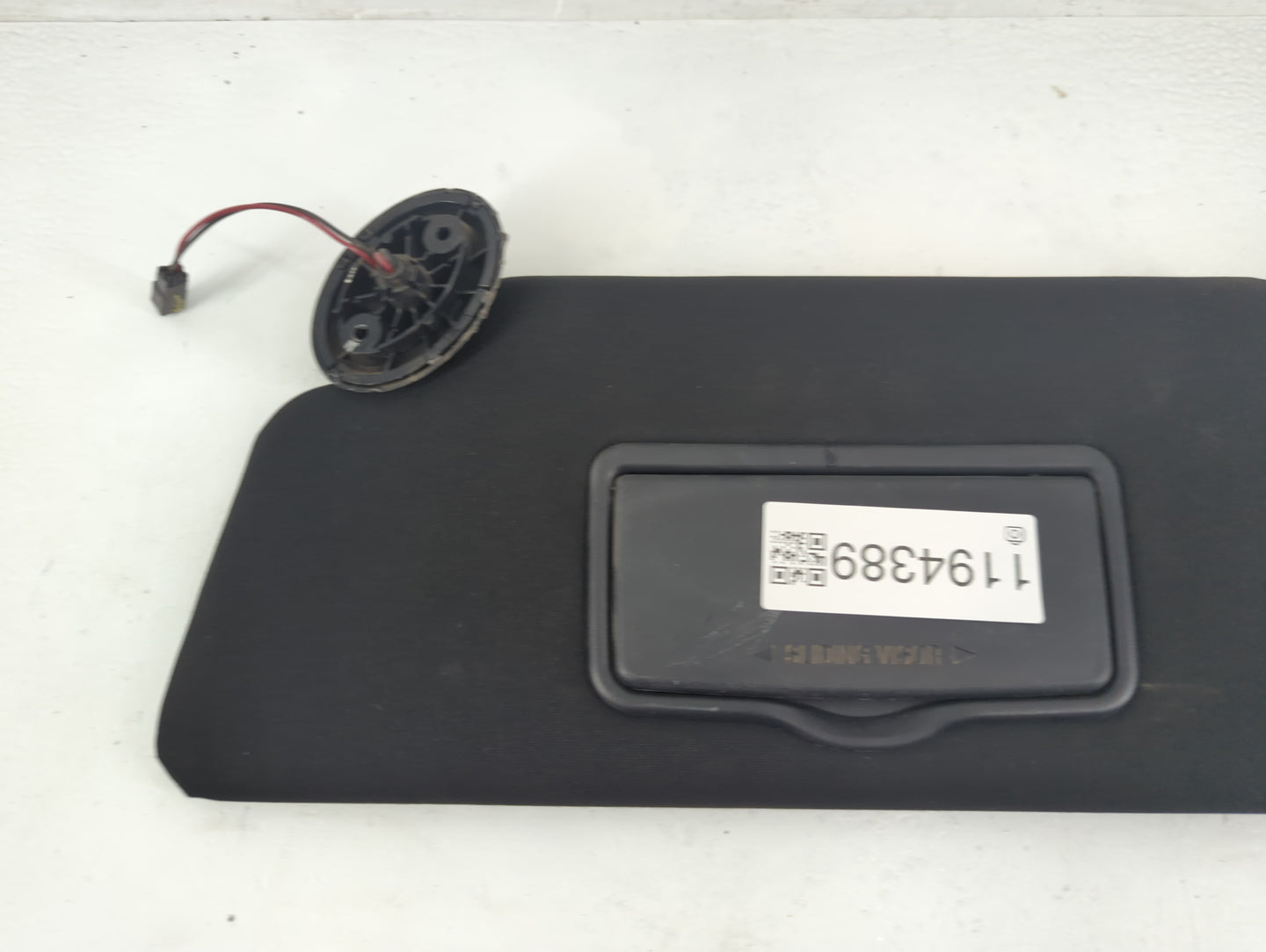 2017 Ford Explorer Sun Visor Shade Replacement Driver Left Mirror Fits OEM Used Auto Parts - Oemusedautoparts1.com