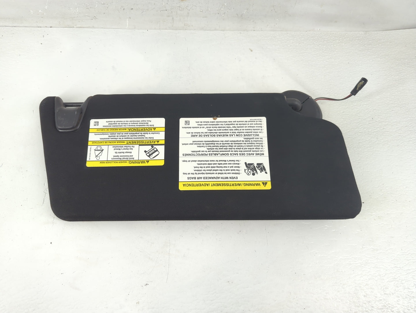 2017 Ford Explorer Sun Visor Shade Replacement Driver Left Mirror Fits OEM Used Auto Parts - Oemusedautoparts1.com