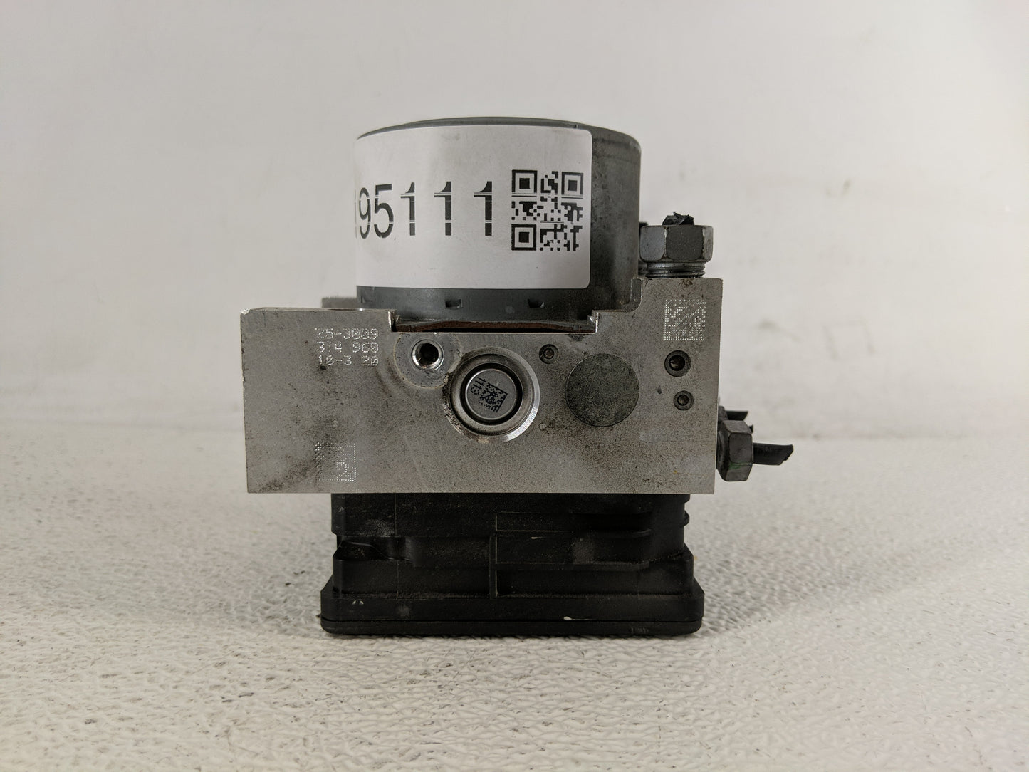 2017 Ford Explorer ABS Pump Control Module Replacement P/N:HB53-2C219-AB Fits OEM Used Auto Parts - Oemusedautoparts1.com