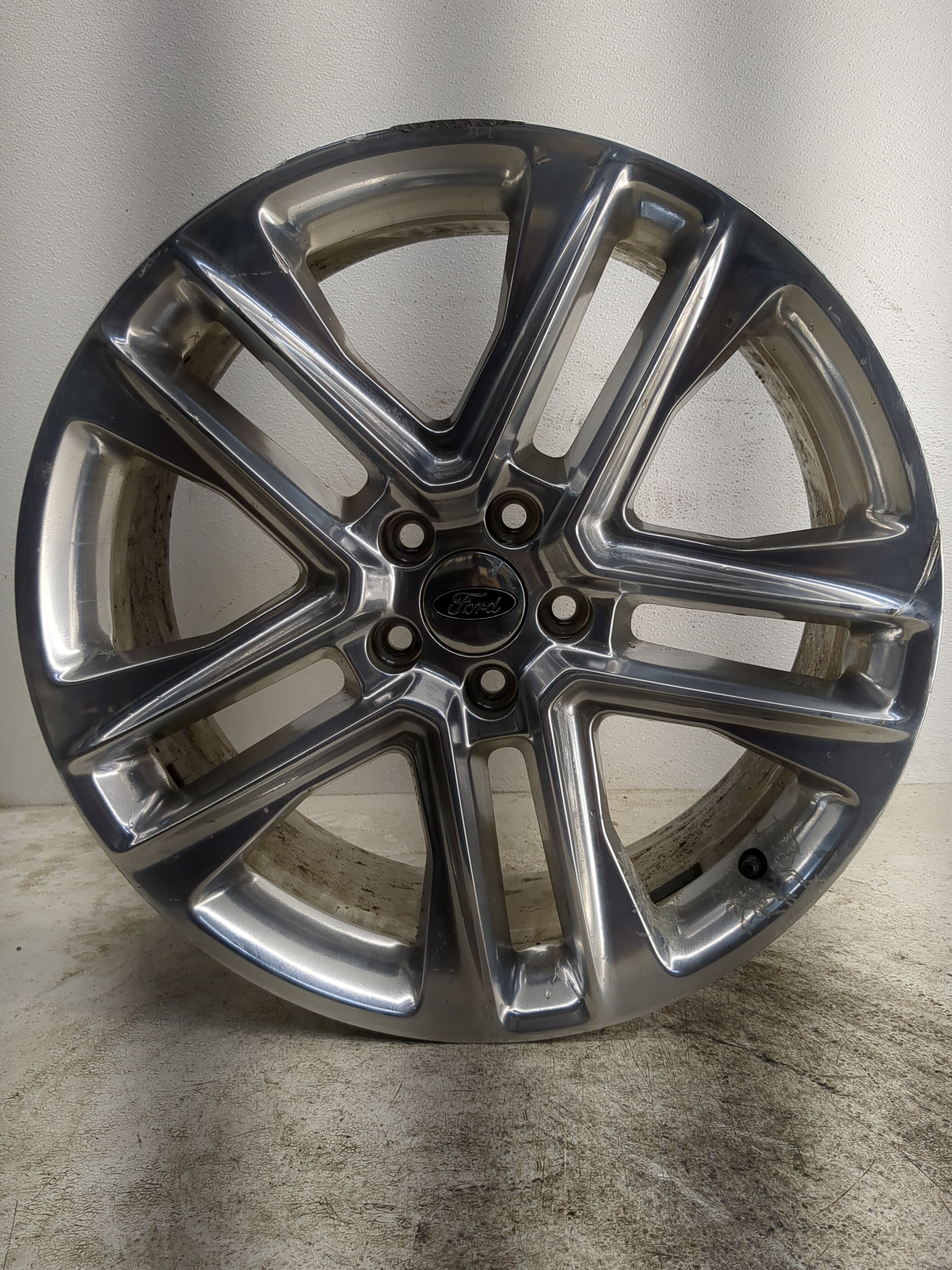 2016-2017 Ford Explorer Oem Wheel Rim – Oemusedautoparts1.com