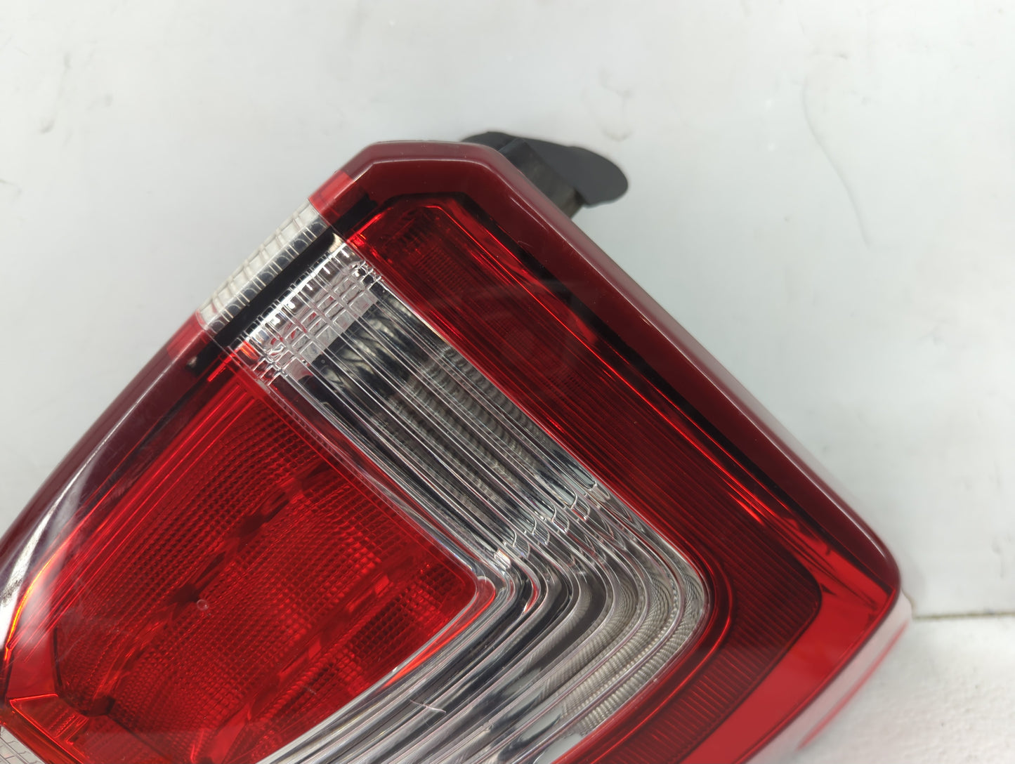 2017 Ford Explorer Tail Light Assembly Passenger Right OEM Fits OEM Used Auto Parts - Oemusedautoparts1.com