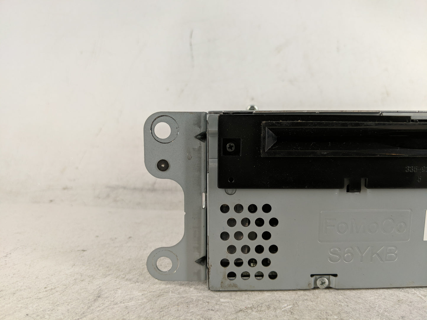 2017 Ford Explorer Radio AM FM Cd Player Receiver Replacement P/N:HB5T-19C107-BA Fits OEM Used Auto Parts - Oemusedautoparts