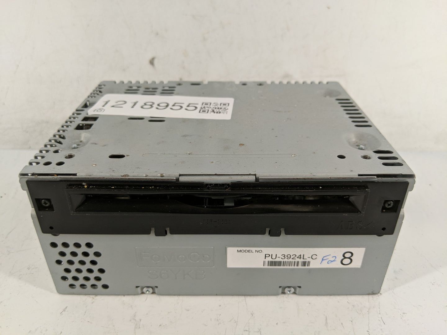 2017 Ford Explorer Radio AM FM Cd Player Receiver Replacement P/N:GB5T-19C107-KB Fits OEM Used Auto Parts - Oemusedautoparts