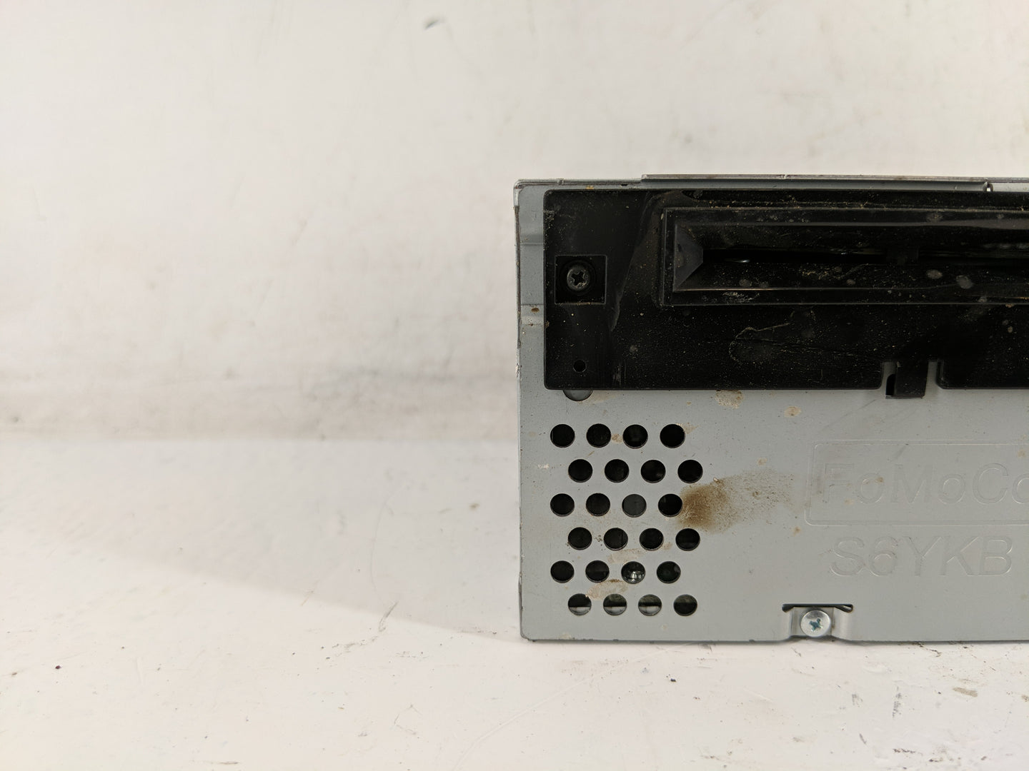 2017 Ford Explorer Radio AM FM Cd Player Receiver Replacement P/N:GB5T-19C107-KB Fits OEM Used Auto Parts - Oemusedautoparts