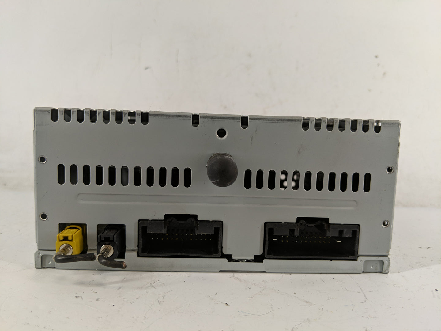 2017 Ford Explorer Radio AM FM Cd Player Receiver Replacement P/N:GB5T-19C107-KB Fits OEM Used Auto Parts - Oemusedautoparts