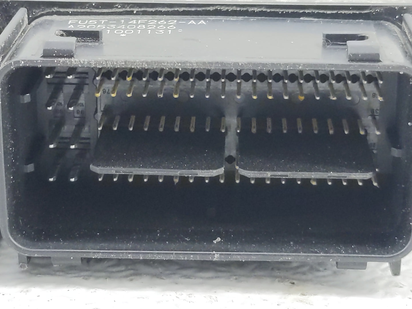 2016-2019 Ford Explorer PCM Engine Control Computer ECU ECM PCU OEM P/N:FU5T-14F262-AA Fits Fits 2015 2016 2017 2018 2019 OE