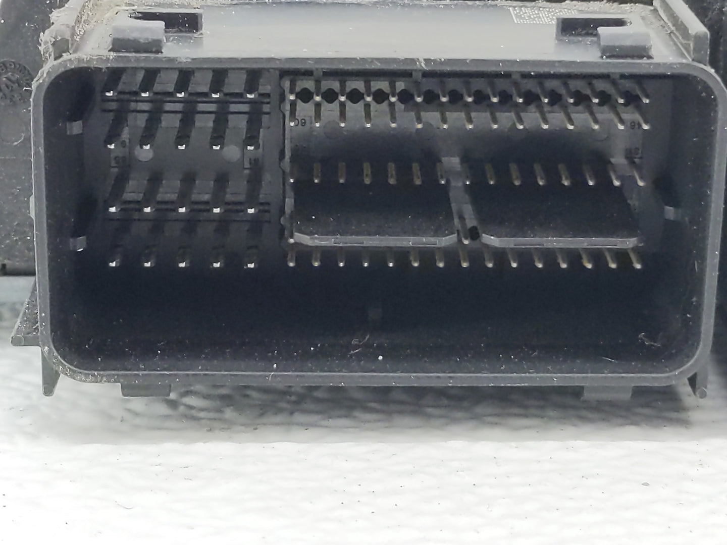 2016-2019 Ford Explorer PCM Engine Control Computer ECU ECM PCU OEM P/N:FU5T-14F262-AA Fits Fits 2015 2016 2017 2018 2019 OE
