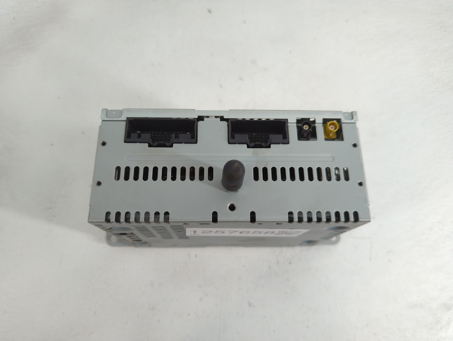 2017 Ford Explorer Radio AM FM Cd Player Receiver Replacement P/N:HB5T-19C107-BB Fits OEM Used Auto Parts - Oemusedautoparts