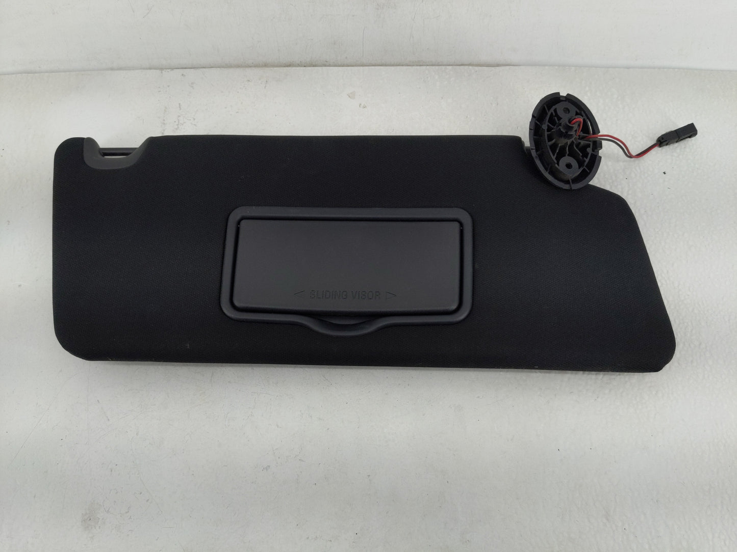 2017 Ford Explorer Sun Visor Shade Replacement Passenger Right Mirror Fits OEM Used Auto Parts - Oemusedautoparts1.com