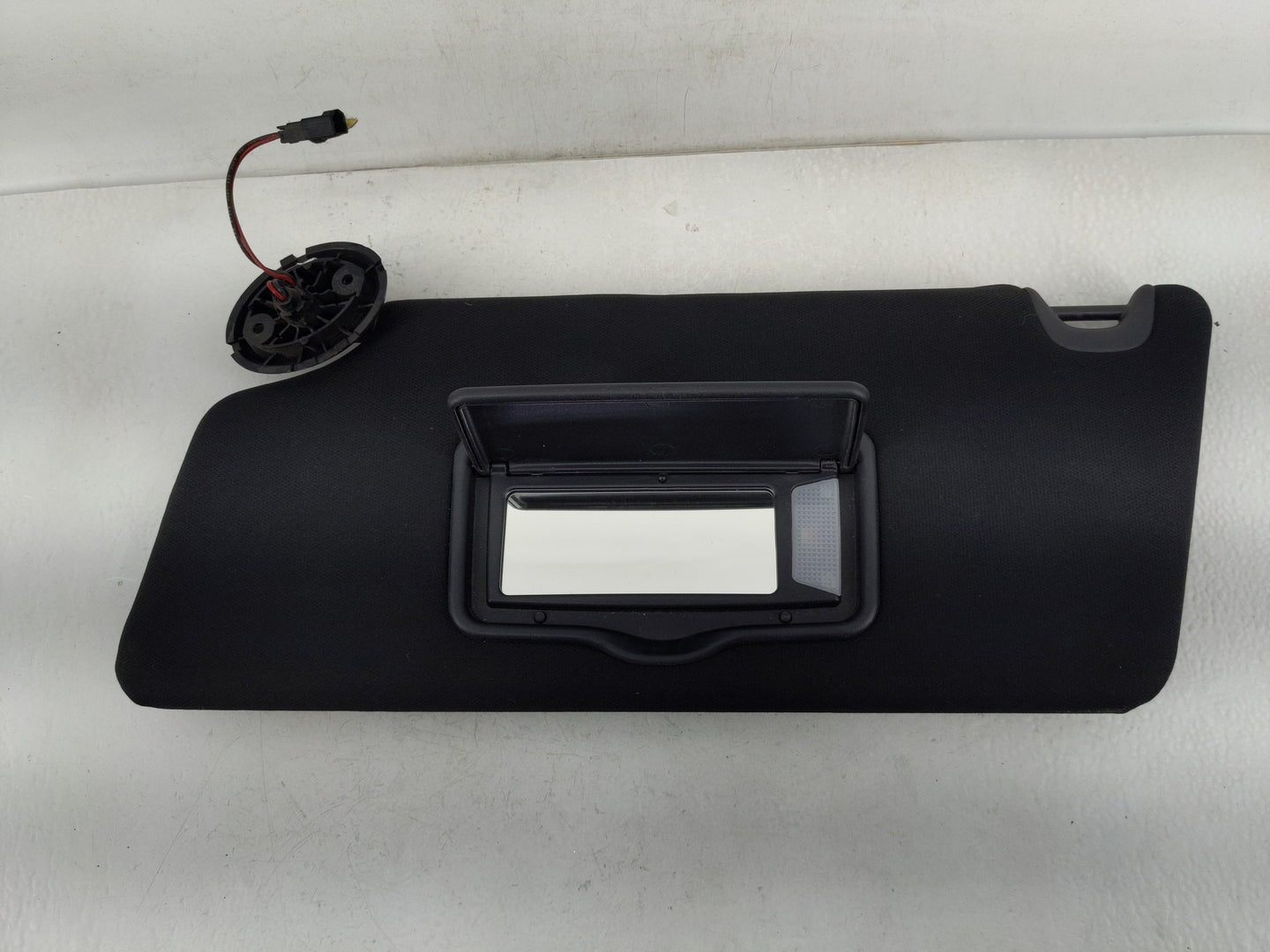 2017 Ford Explorer Sun Visor Shade Replacement Driver Left Mirror Fits OEM Used Auto Parts - Oemusedautoparts1.com