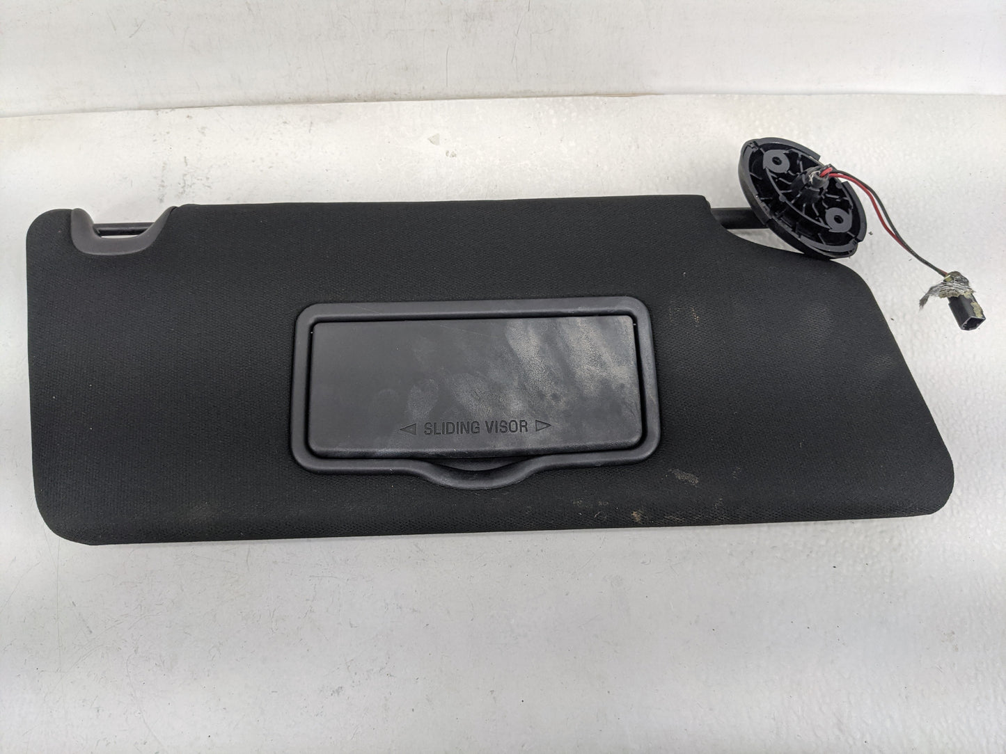 2017 Ford Explorer Sun Visor Shade Replacement Passenger Right Mirror Fits OEM Used Auto Parts - Oemusedautoparts1.com