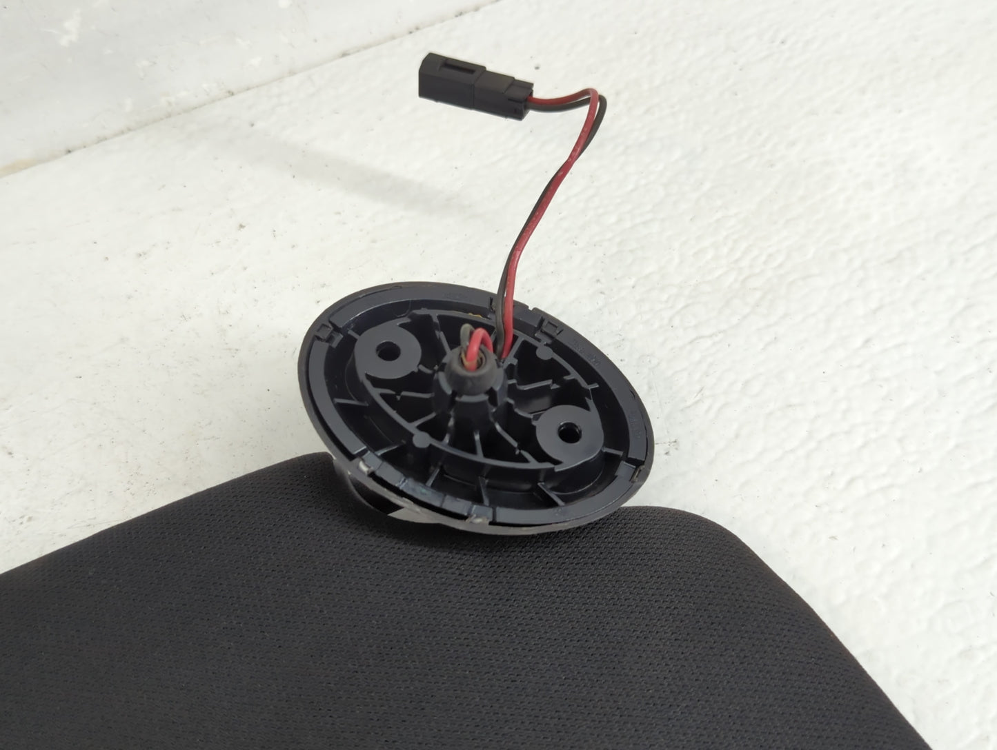 2017 Ford Explorer Sun Visor Shade Replacement Passenger Right Mirror Fits OEM Used Auto Parts - Oemusedautoparts1.com