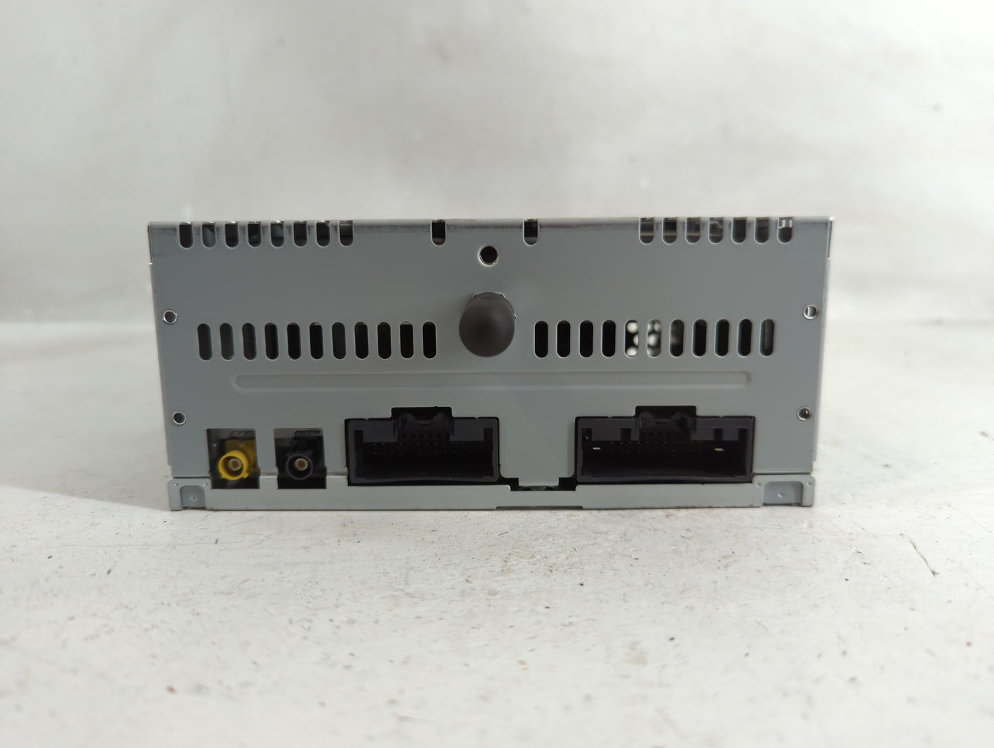 2017 Ford Explorer Radio AM FM Cd Player Receiver Replacement P/N:HB5T-19C107-BB Fits OEM Used Auto Parts - Oemusedautoparts