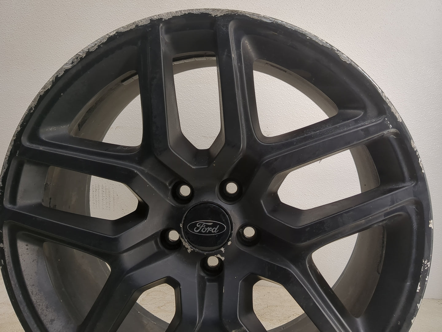 2016-2019 Ford Explorer Oem Wheel Rim 1274894 - Oemusedautoparts1.com