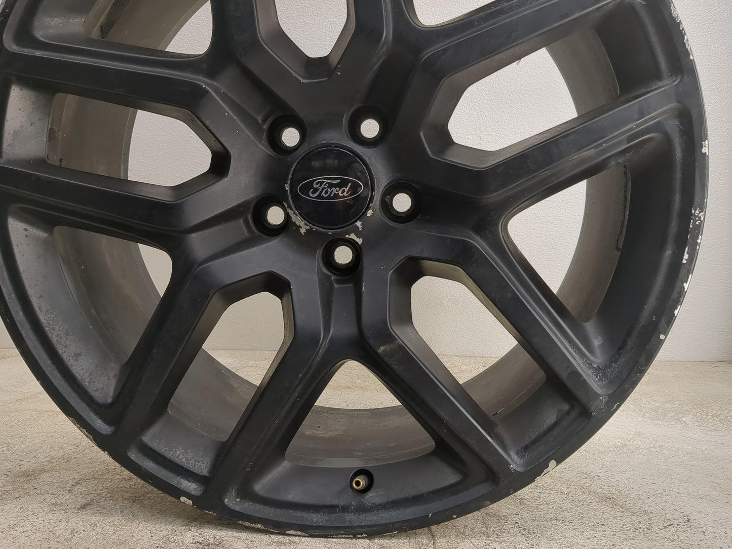 2016-2019 Ford Explorer Oem Wheel Rim 1274894 - Oemusedautoparts1.com