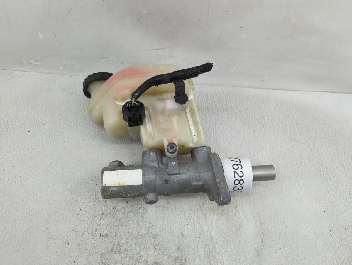 Ford Explorer Brake Master Cylinder 1276283 - Oemusedautoparts1.com