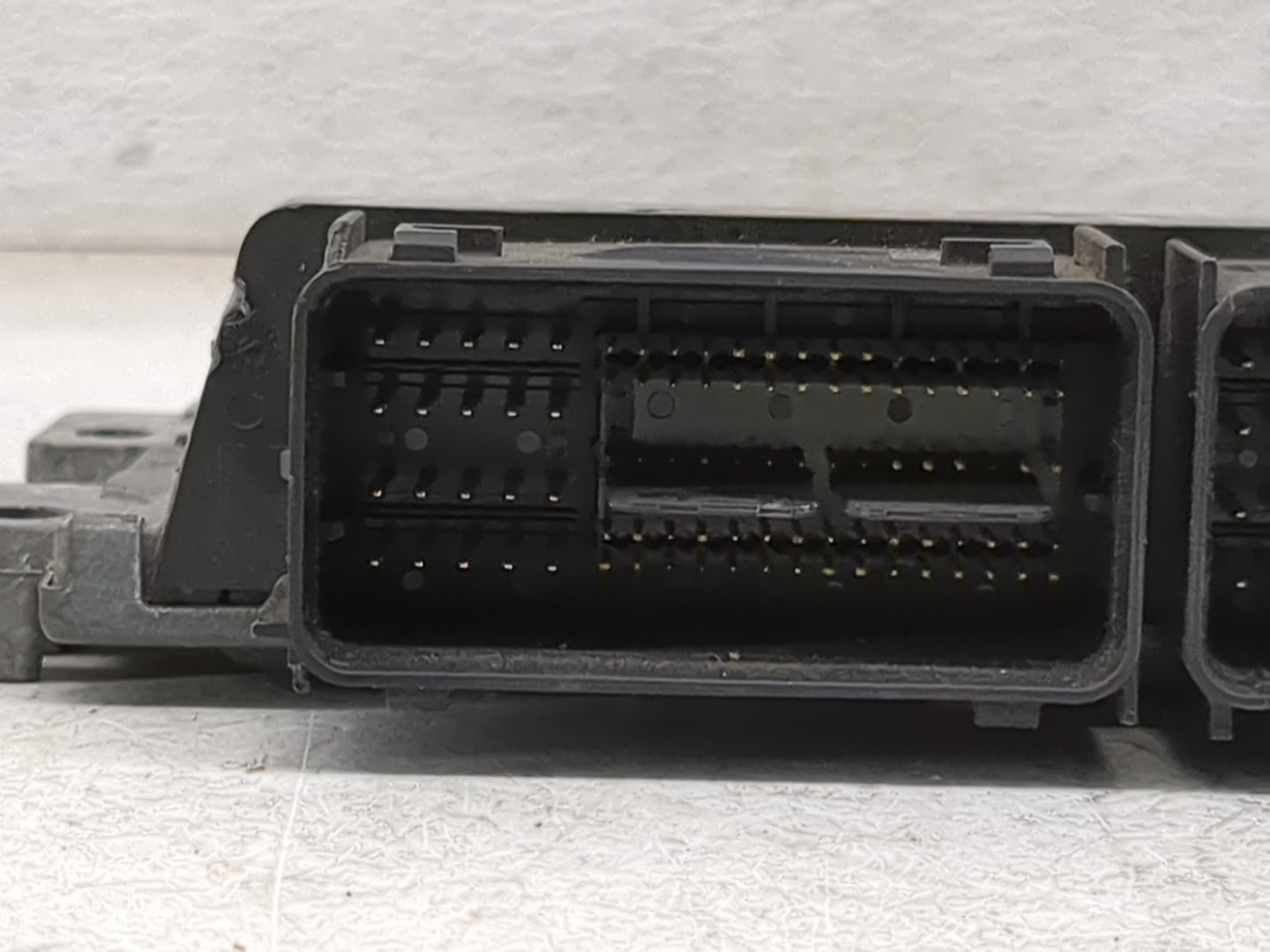 2016-2019 Ford Explorer PCM Engine Control Computer ECU ECM PCU OEM Fits OEM Used Auto Parts - Oemusedautoparts1.com