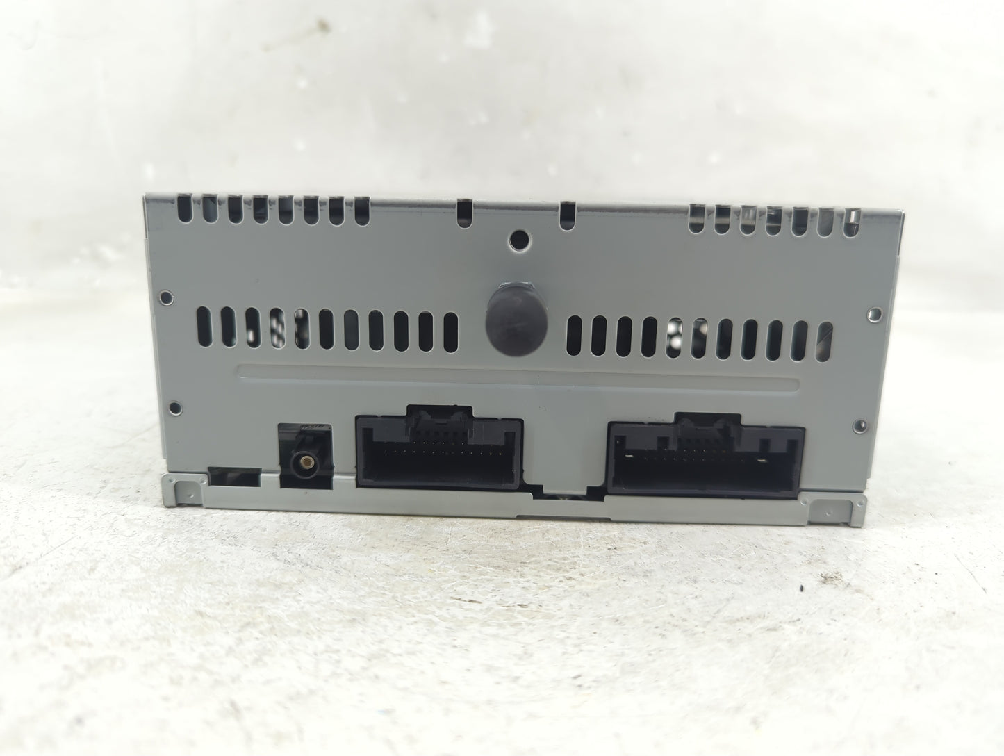 2017 Ford Explorer Radio AM FM Cd Player Receiver Replacement P/N:HB5T-19C107-AA Fits OEM Used Auto Parts - Oemusedautoparts