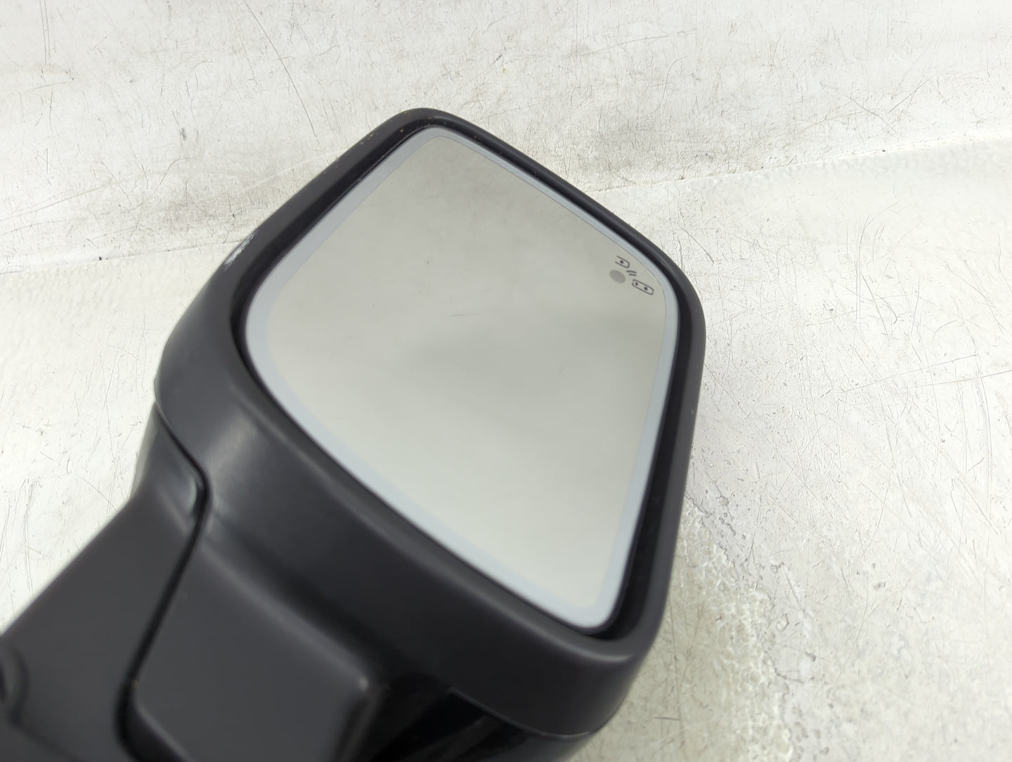 2019 Ford Explorer Driver Side View Mirror - Left Door Mirror OEM Used - Oemusedautoparts1.com