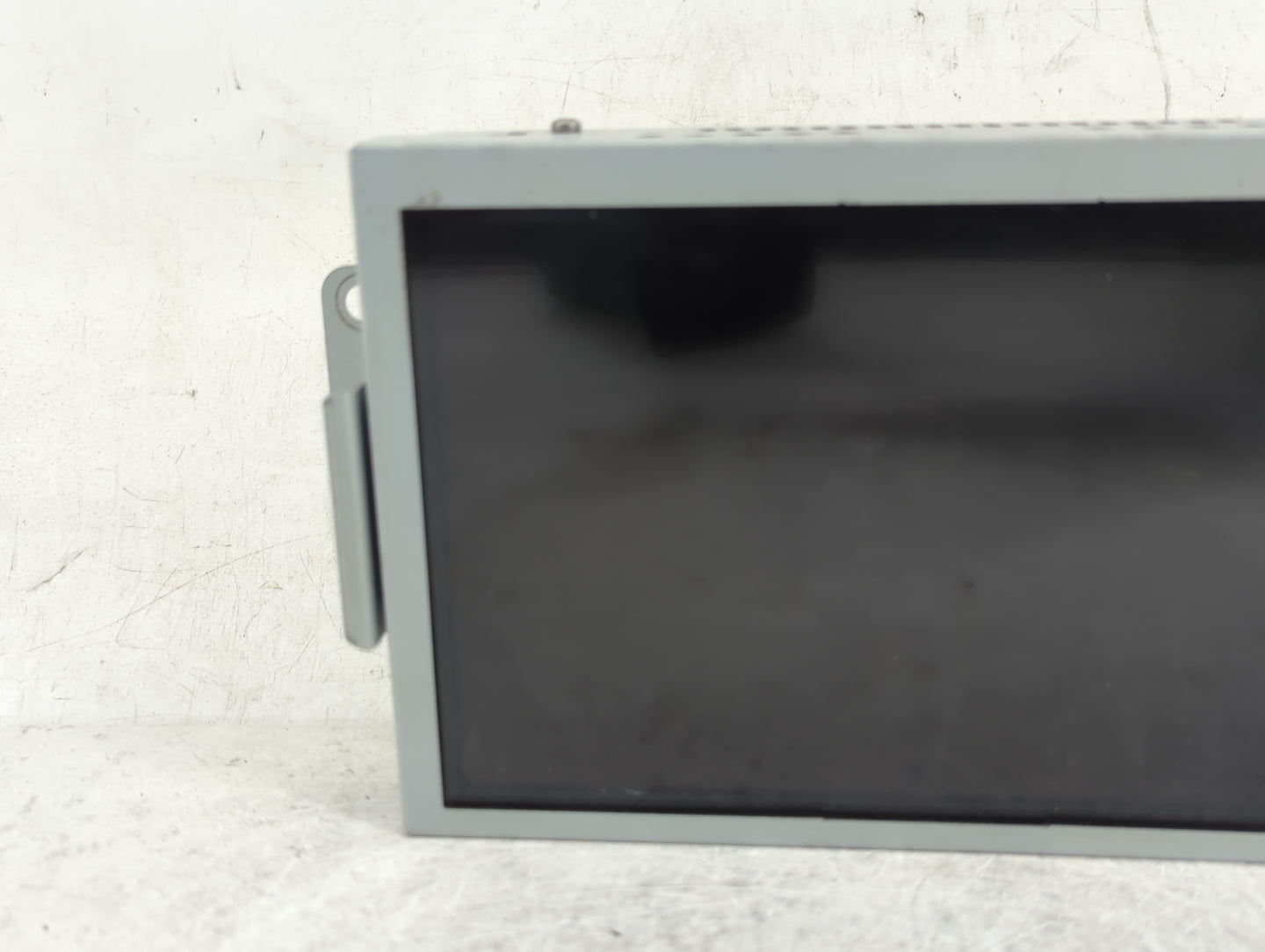 2019-2019 Ford Explorer Information Display Screen - Oemusedautoparts1.com