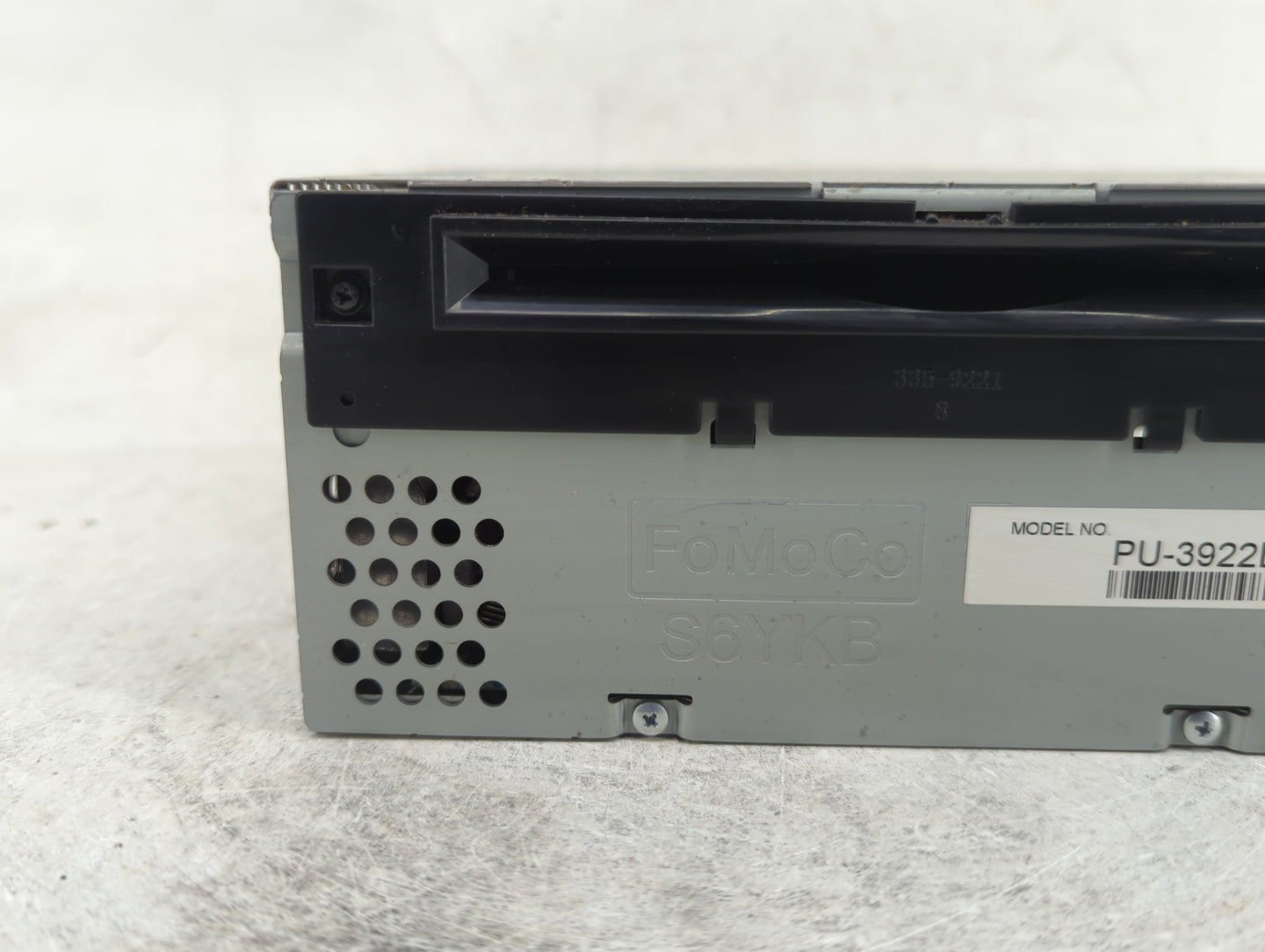2016-2017 Ford Explorer Radio AM FM Cd Player Receiver Replacement P/N:GB5T-19C107-BG Fits Fits 2016 2017 OEM Used Auto Part