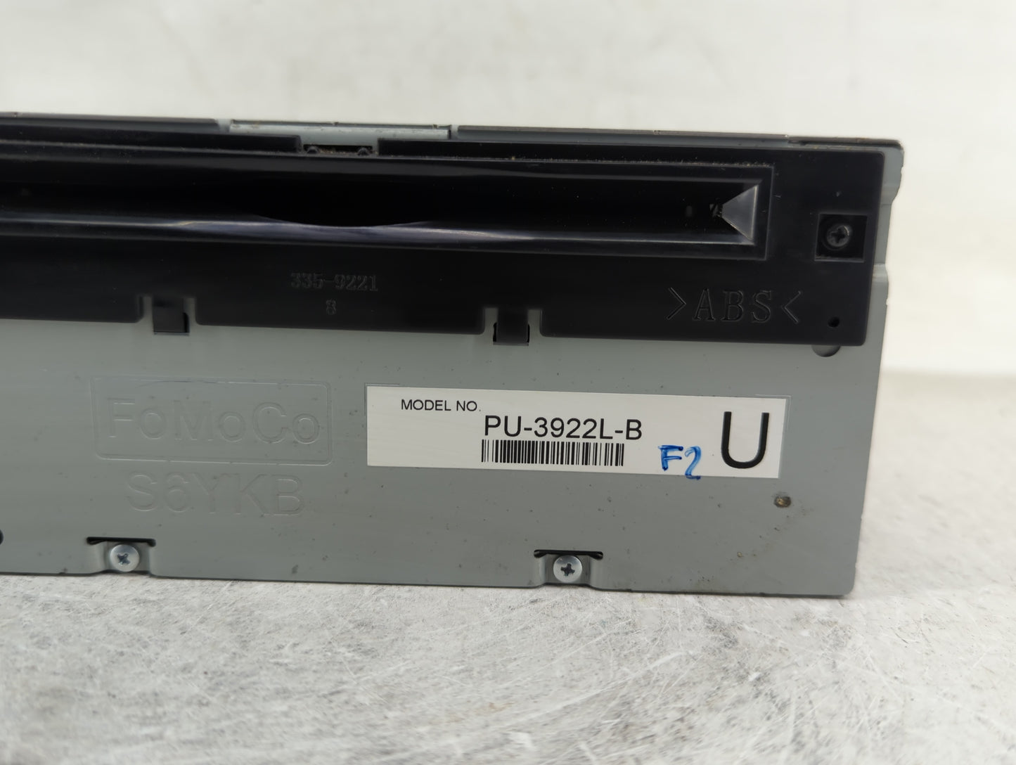 2016-2017 Ford Explorer Radio AM FM Cd Player Receiver Replacement P/N:GB5T-19C107-BG Fits Fits 2016 2017 OEM Used Auto Part