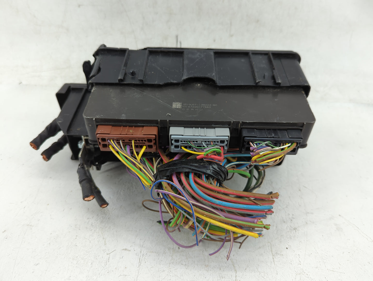 2017 Ford Explorer Fusebox Fuse Box Panel Relay Module P/N:6351-3028 Fits OEM Used Auto Parts - Oemusedautoparts1.com