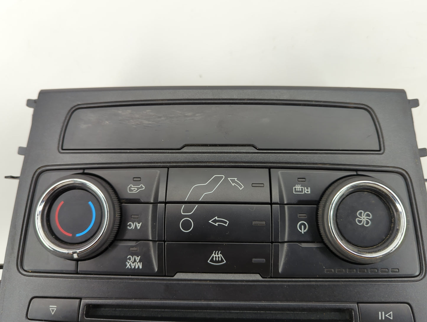 2016-2018 Ford Explorer Radio Control Panel - Oemusedautoparts1.com