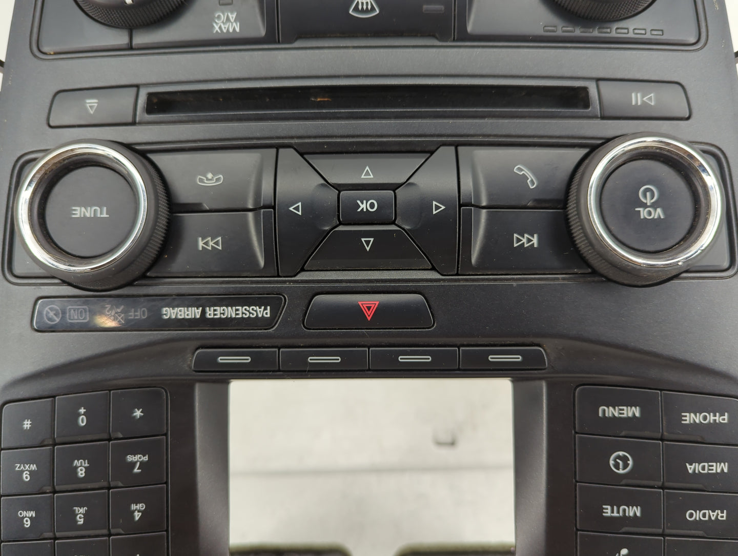 2016-2018 Ford Explorer Radio Control Panel - Oemusedautoparts1.com