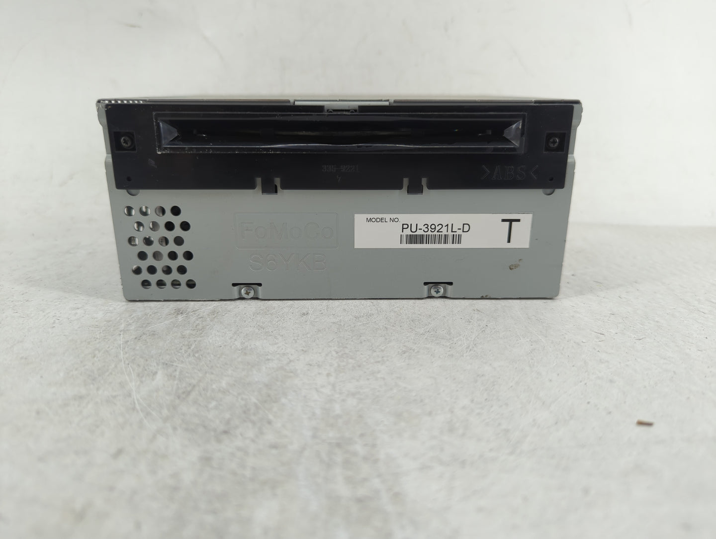 2017 Ford Explorer Radio AM FM Cd Player Receiver Replacement P/N:HB5T-19C107-AB Fits OEM Used Auto Parts - Oemusedautoparts