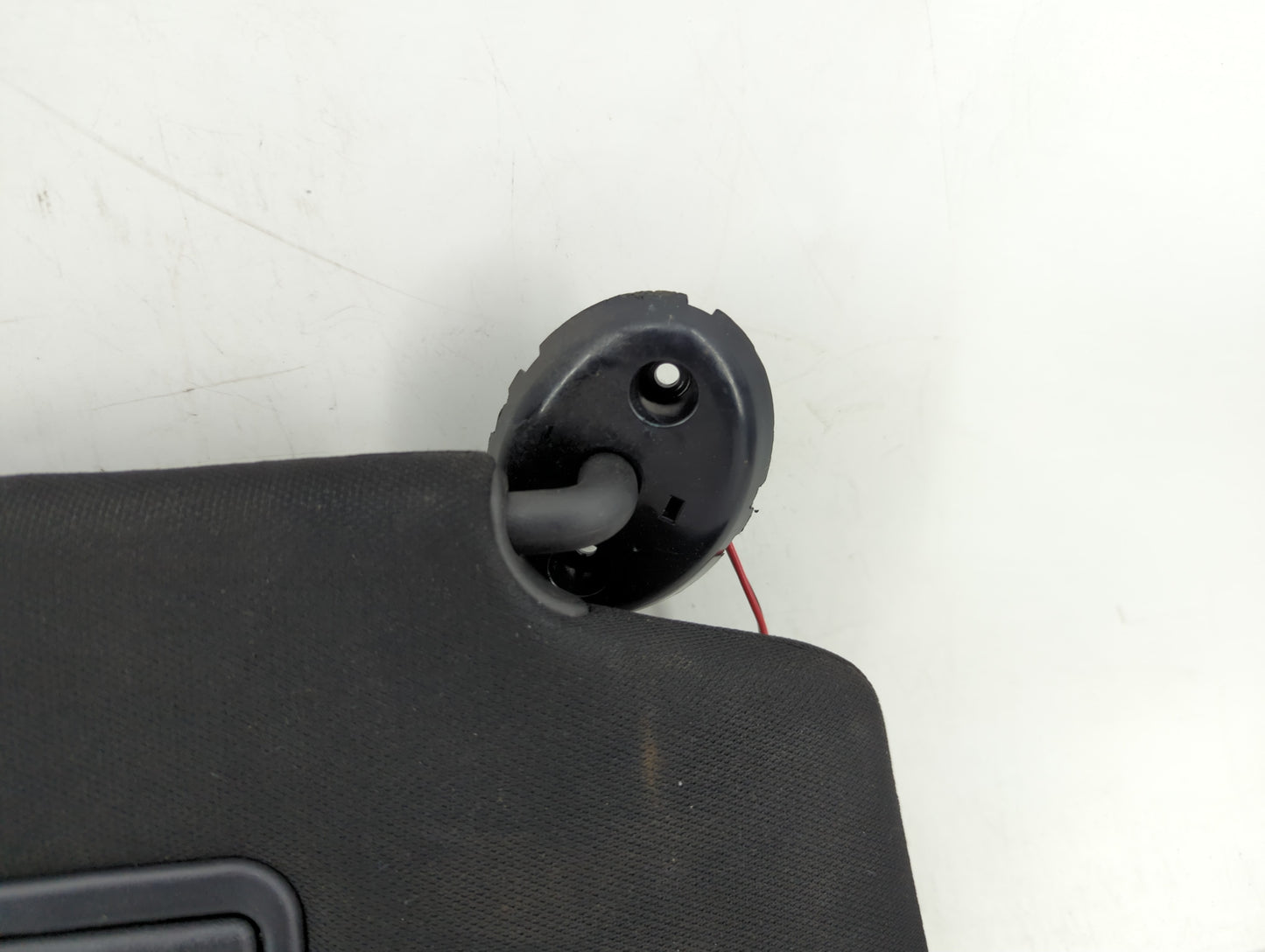 2017 Ford Explorer Sun Visor Shade Replacement Passenger Right Mirror Fits OEM Used Auto Parts - Oemusedautoparts1.com