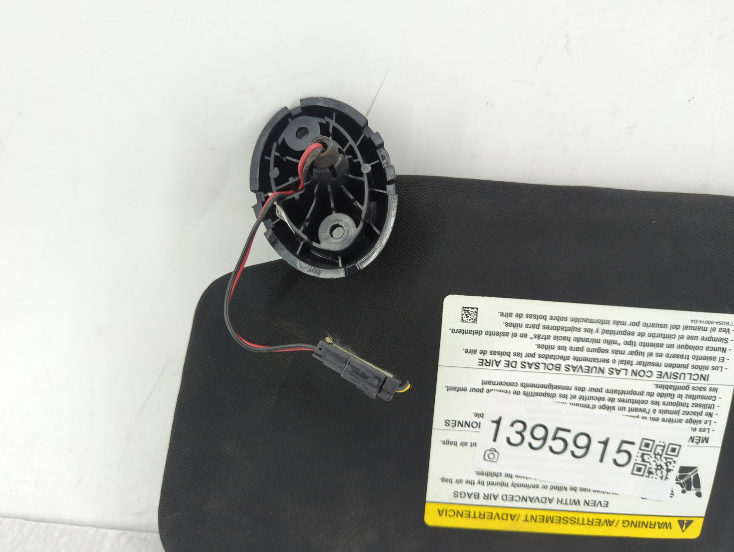2017 Ford Explorer Sun Visor Shade Replacement Passenger Right Mirror Fits OEM Used Auto Parts - Oemusedautoparts1.com