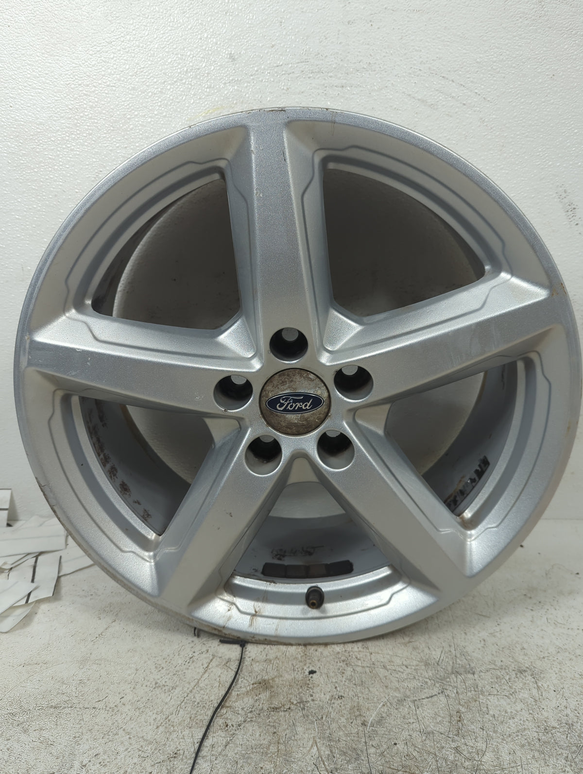2017 Ford Explorer Oem Wheel Rim 1401525 - Oemusedautoparts1.com