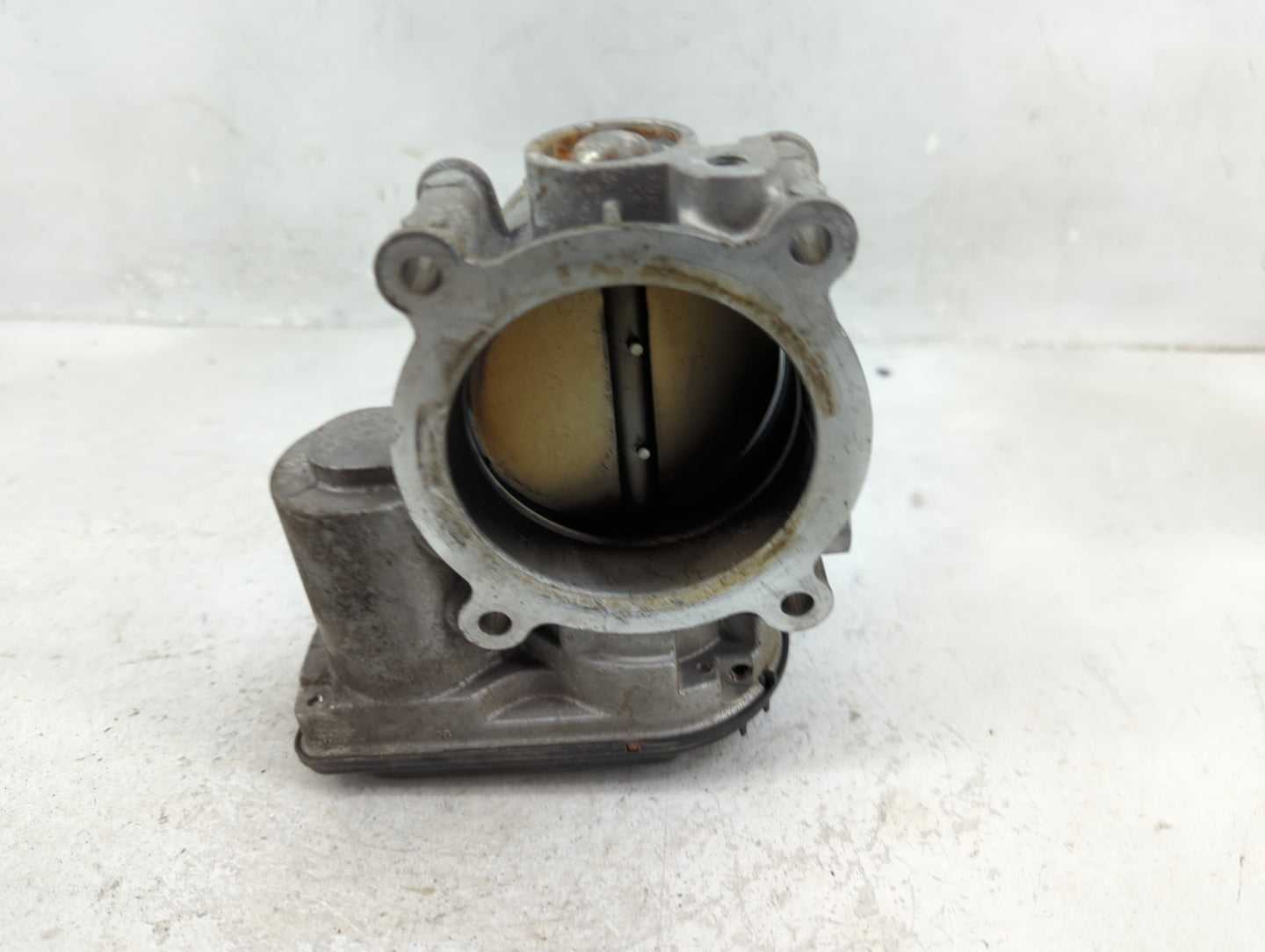 2011-2019 Ford Explorer Throttle Body P/N:AT4E-9F991-EL Fits Fits 2011 2012 2013 2014 2015 2016 2017 2018 2019 OEM Used Auto