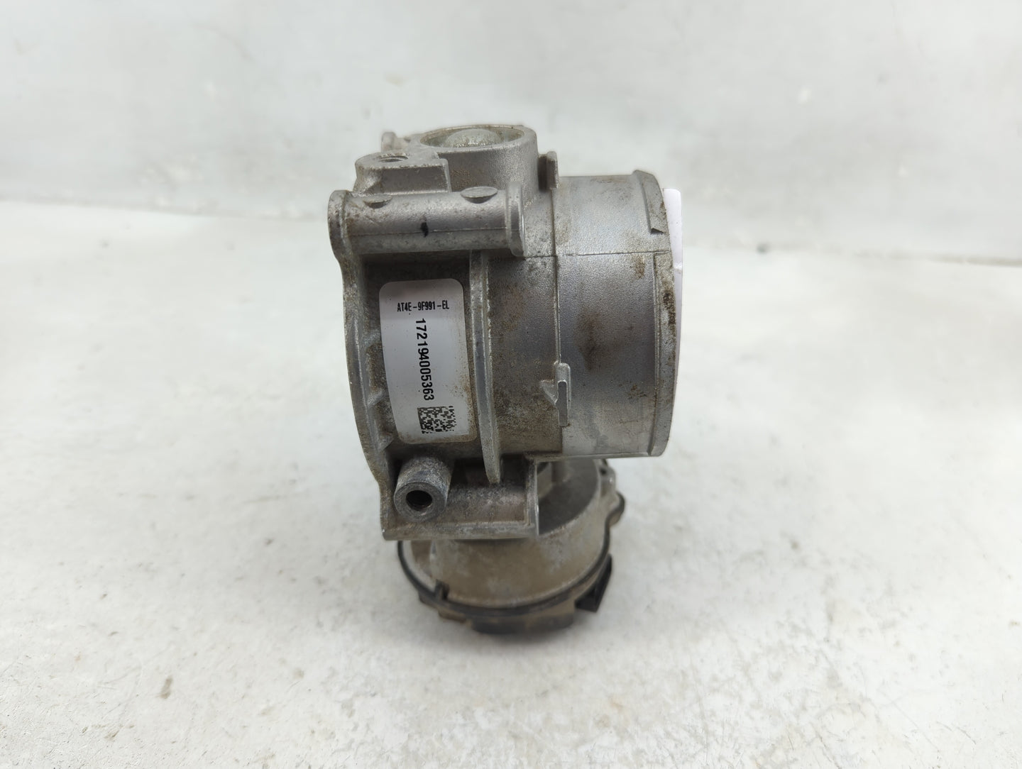 2011-2019 Ford Explorer Throttle Body P/N:AT4E-9F991-EL Fits Fits 2011 2012 2013 2014 2015 2016 2017 2018 2019 OEM Used Auto