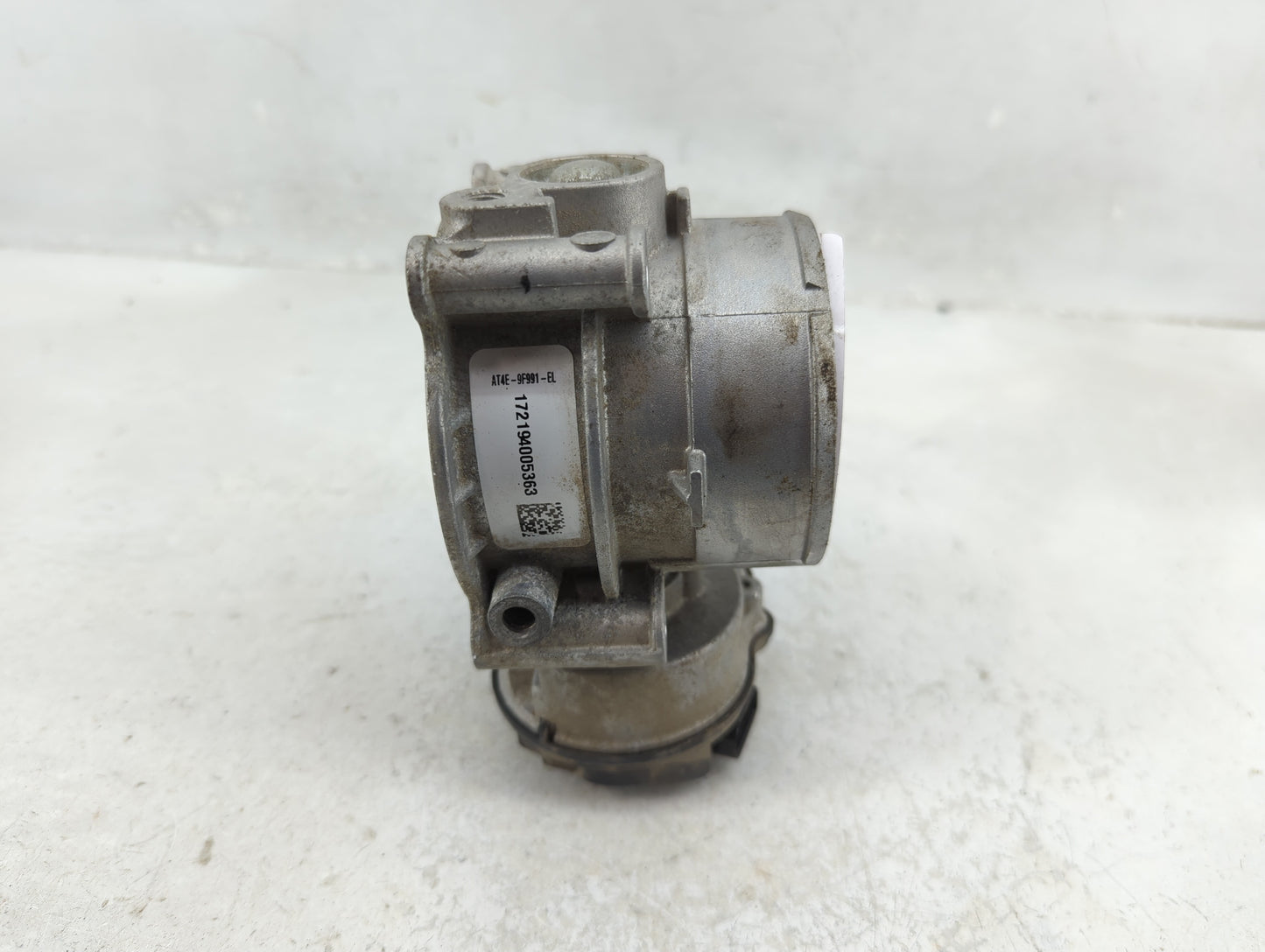 2011-2019 Ford Explorer Throttle Body P/N:AT4E-9F991-EL Fits Fits 2011 2012 2013 2014 2015 2016 2017 2018 2019 OEM Used Auto