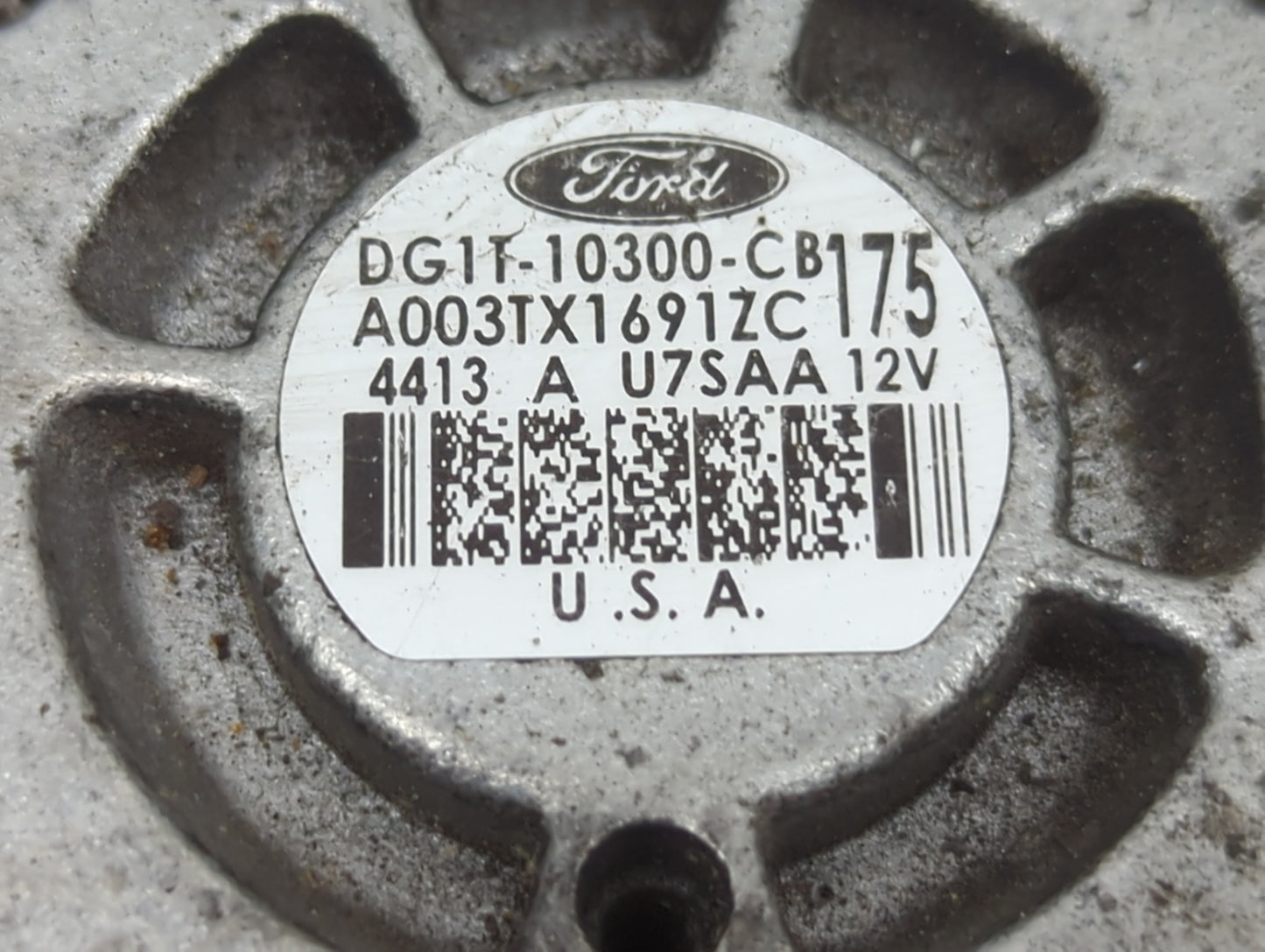 2011-2019 Ford Explorer Alternator Replacement Generator Charging Assembly Engine OEM P/N:DG1T-10300-CB Fits OEM Used Auto P