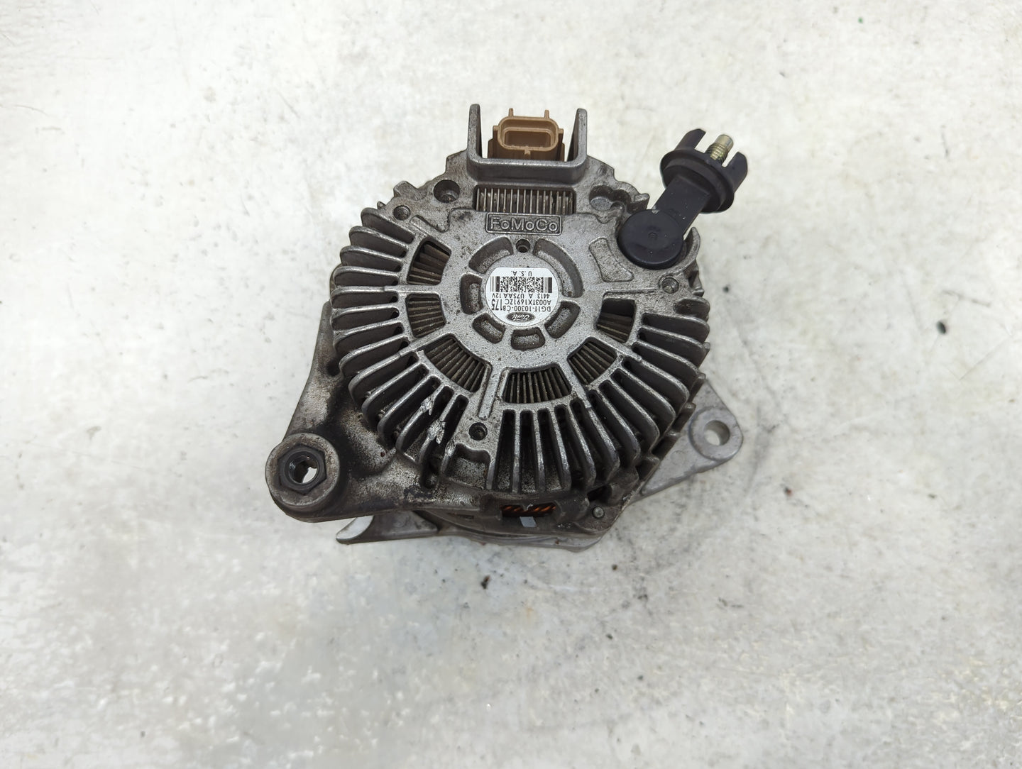 2011-2019 Ford Explorer Alternator Replacement Generator Charging Assembly Engine OEM P/N:DG1T-10300-CB Fits OEM Used Auto P