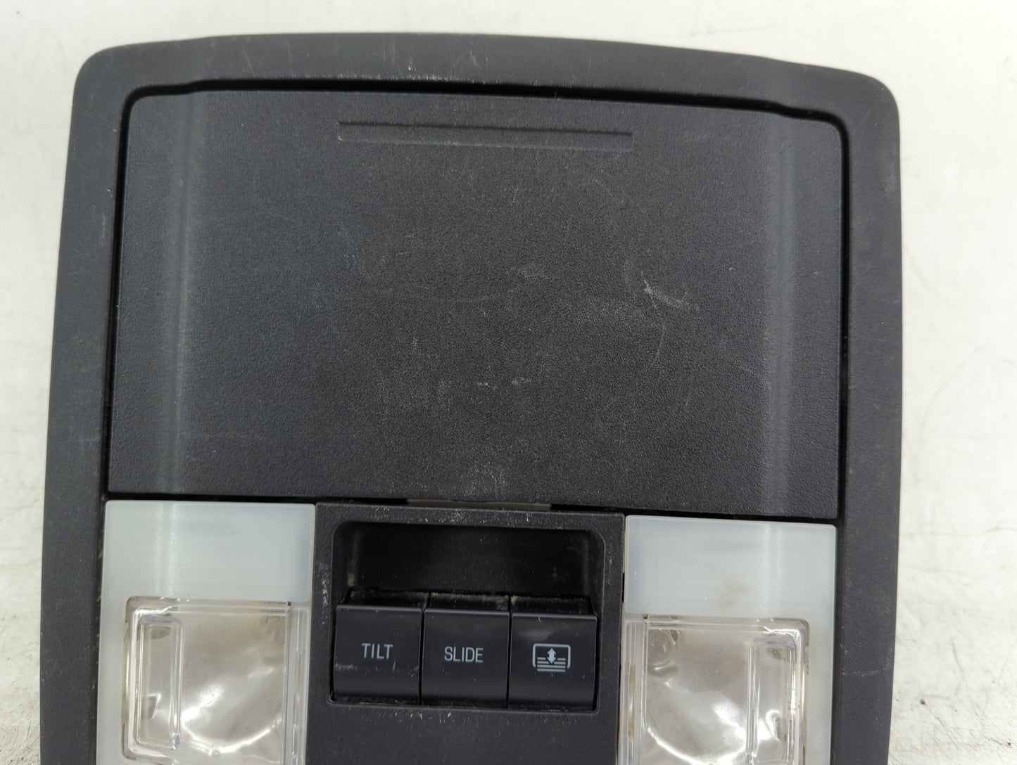 2017 Ford Explorer Overhead Roof Console 1410240 - Oemusedautoparts1.com