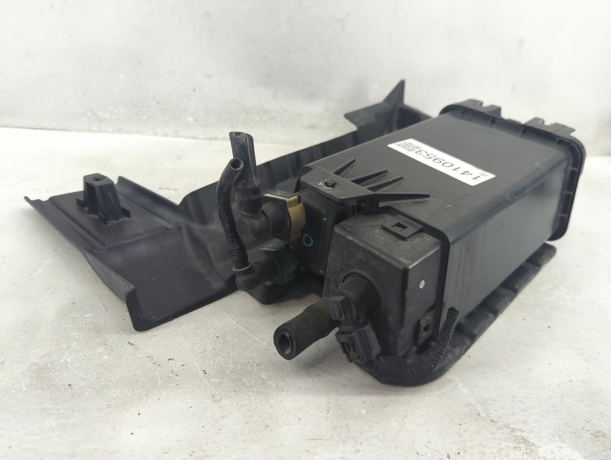 2017 Ford Explorer Fuel Vapor Charcoal Canister 1410953 - Oemusedautoparts1.com