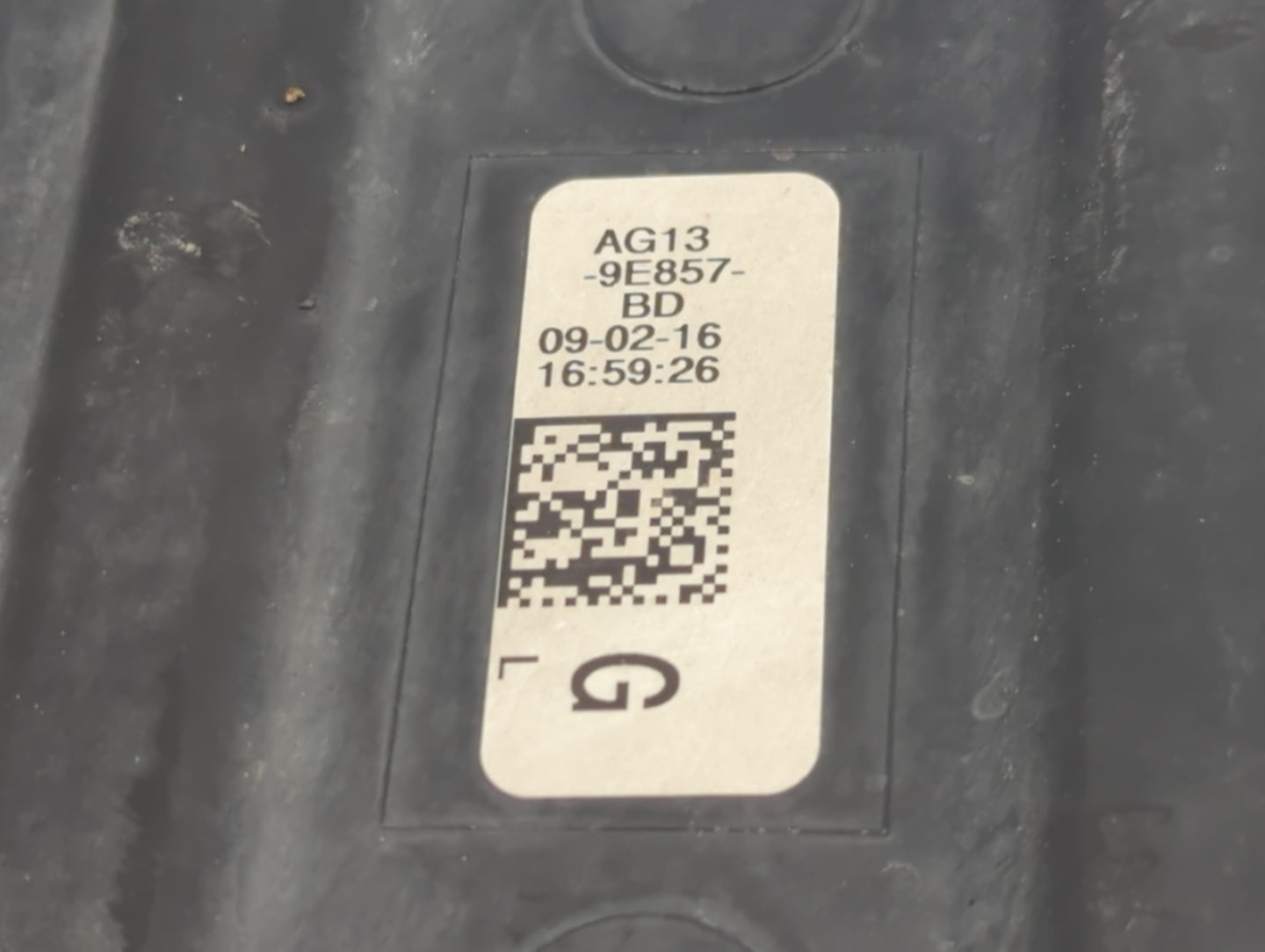 2017 Ford Explorer Fuel Vapor Charcoal Canister 1410953 - Oemusedautoparts1.com