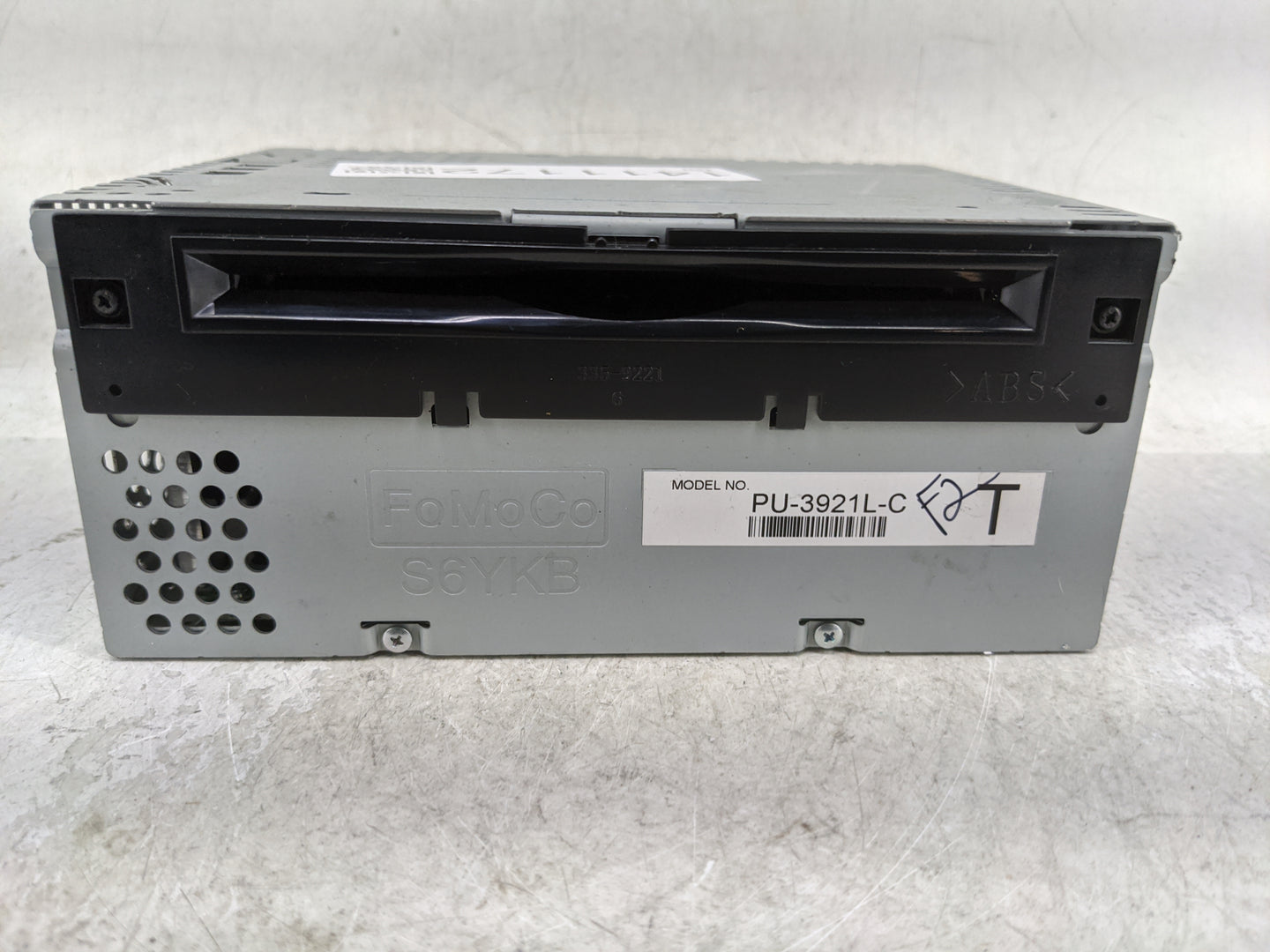 2017 Ford Explorer Radio AM FM Cd Player Receiver Replacement P/N:HB5T-19C107-AA Fits OEM Used Auto Parts - Oemusedautoparts