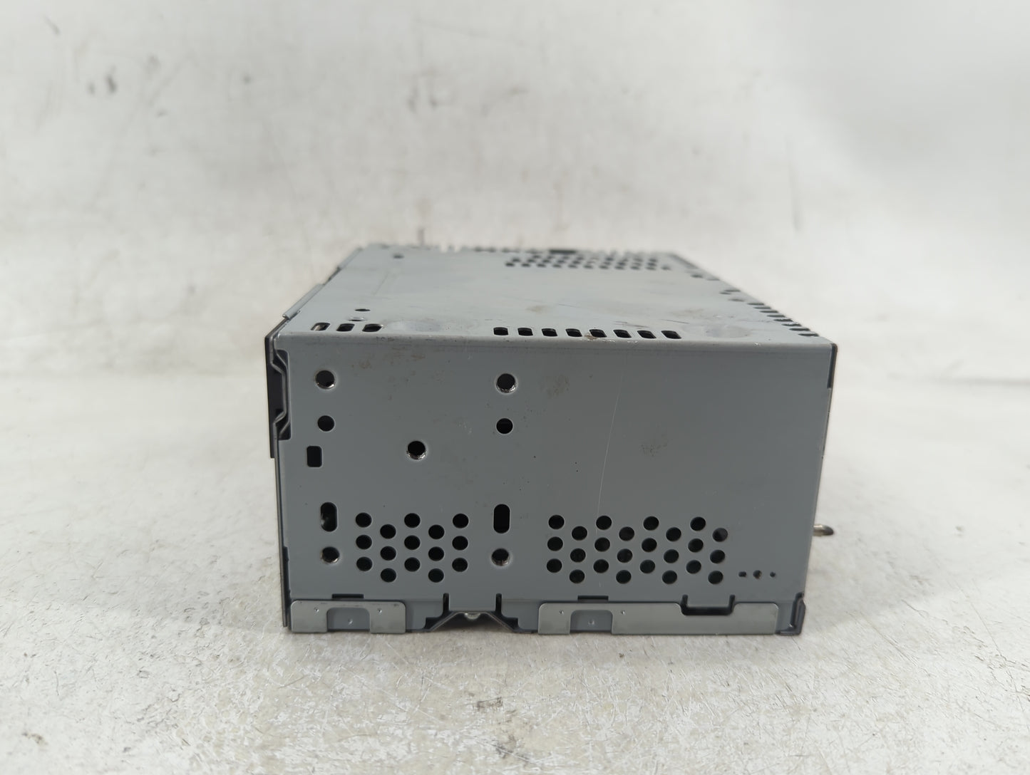2016-2017 Ford Explorer Radio AM FM Cd Player Receiver Replacement P/N:HB5T-19C107-AA Fits Fits 2016 2017 OEM Used Auto Part