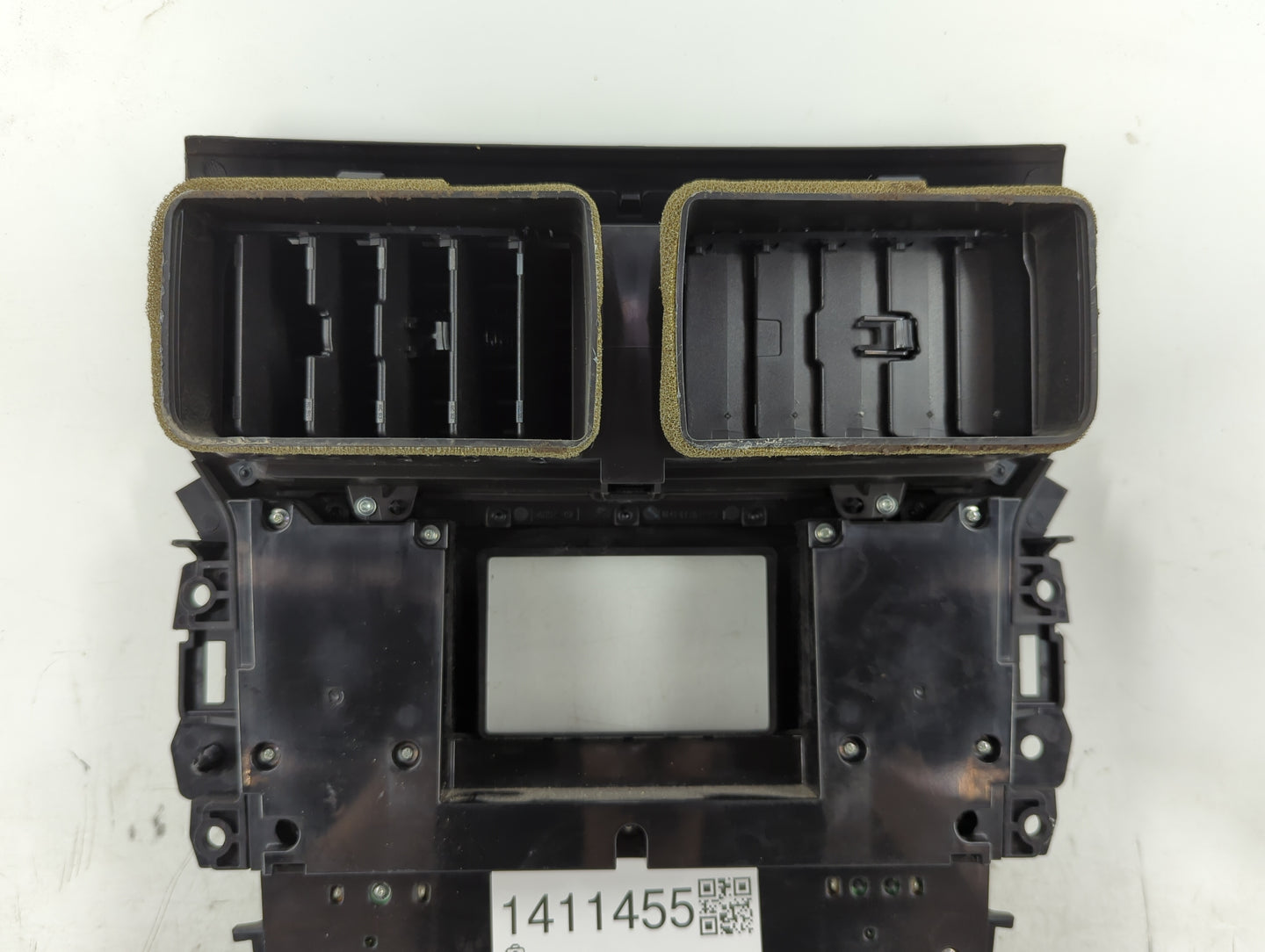 2016-2018 Ford Explorer Radio Control Panel - Oemusedautoparts1.com