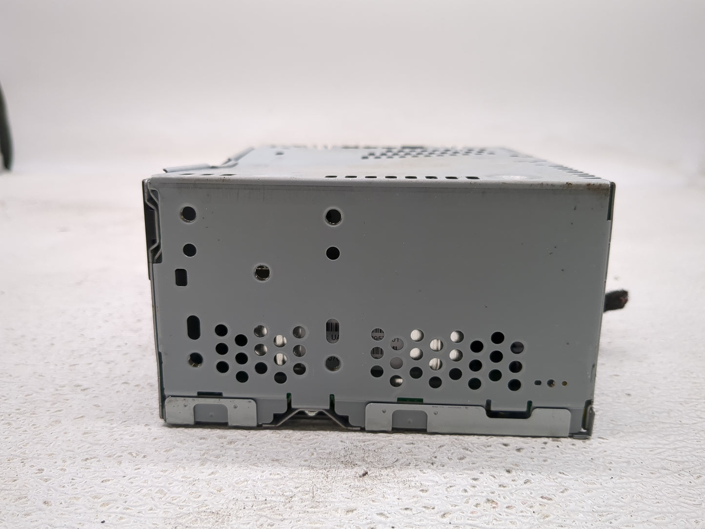 2017 Ford Explorer Radio AM FM Cd Player Receiver Replacement P/N:HB5T-19C107-BA Fits OEM Used Auto Parts - Oemusedautoparts