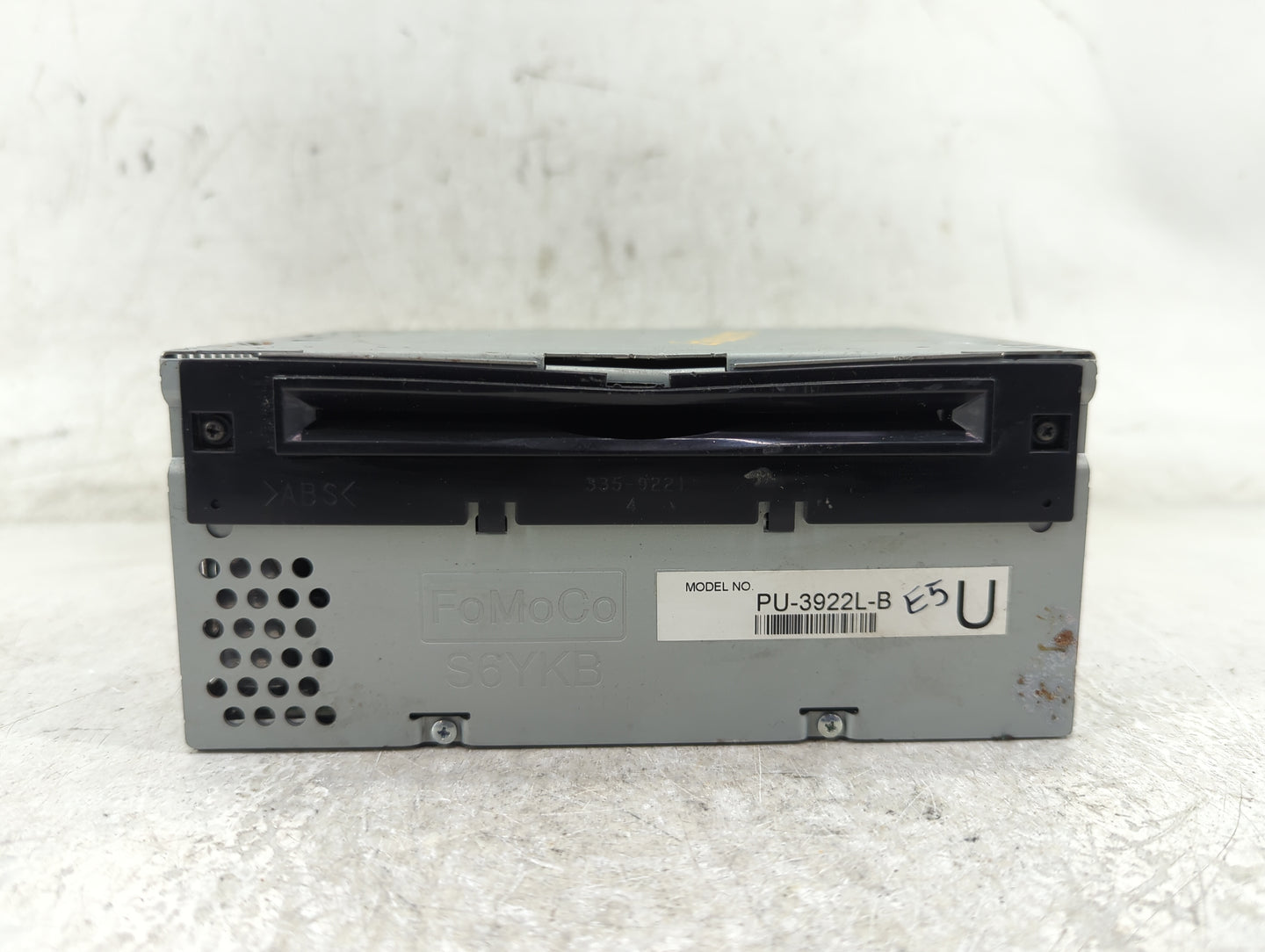 2016-2017 Ford Explorer Radio AM FM Cd Player Receiver Replacement P/N:GB5T-19C107-BG Fits Fits 2016 2017 OEM Used Auto Part