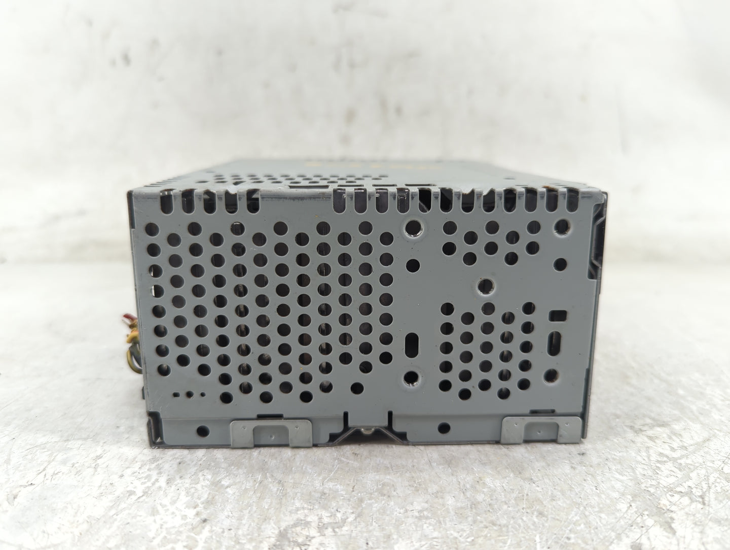 2016-2017 Ford Explorer Radio AM FM Cd Player Receiver Replacement P/N:GB5T-19C107-BG Fits Fits 2016 2017 OEM Used Auto Part