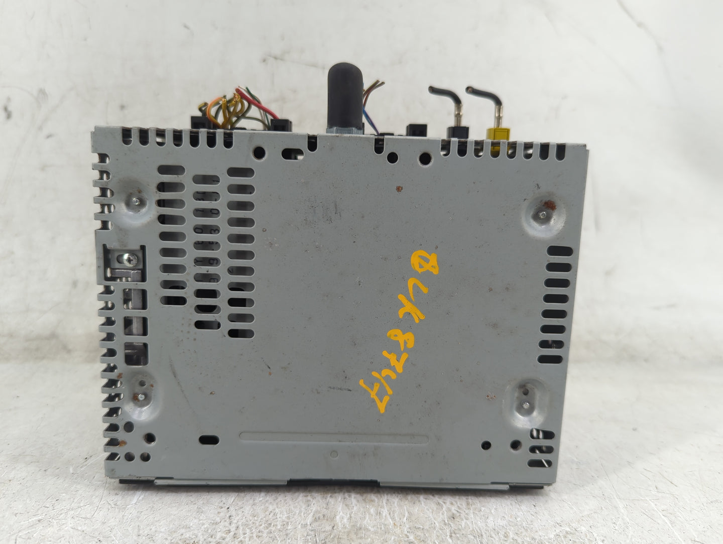2016-2017 Ford Explorer Radio AM FM Cd Player Receiver Replacement P/N:GB5T-19C107-BG Fits Fits 2016 2017 OEM Used Auto Part
